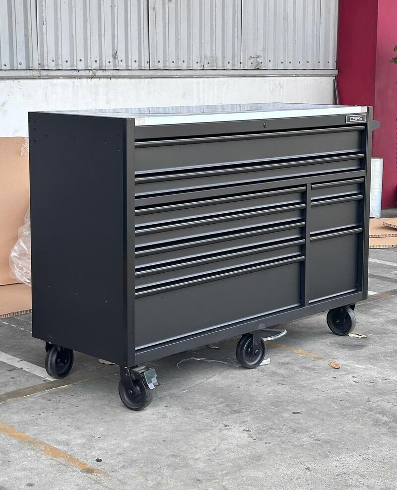 Những Điểm Nổi Bật Của Tủ Dụng Cụ CSPS 10 Hộc Kéo Màu Đen Mặt Inox